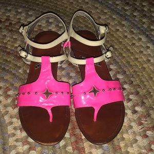 Awesome Retro Matiko Sandals